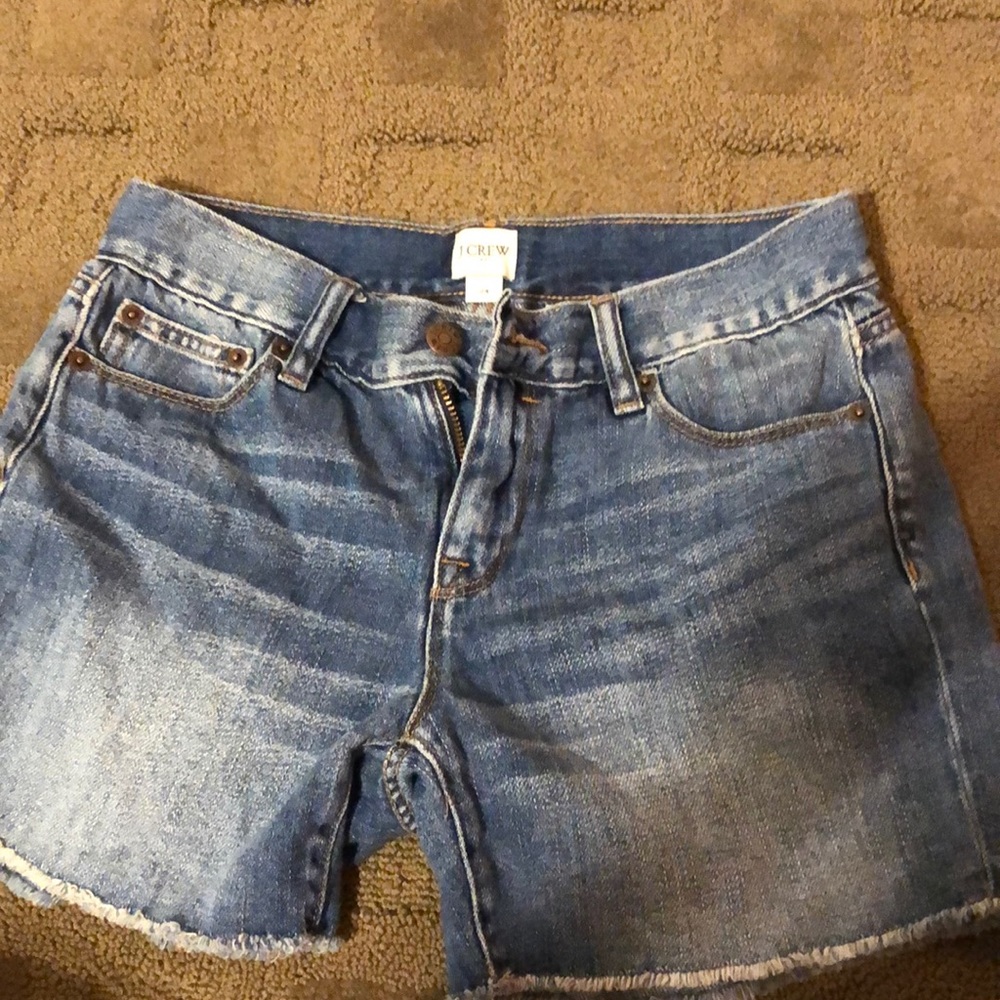 J CREW SHORTS SIZE 24